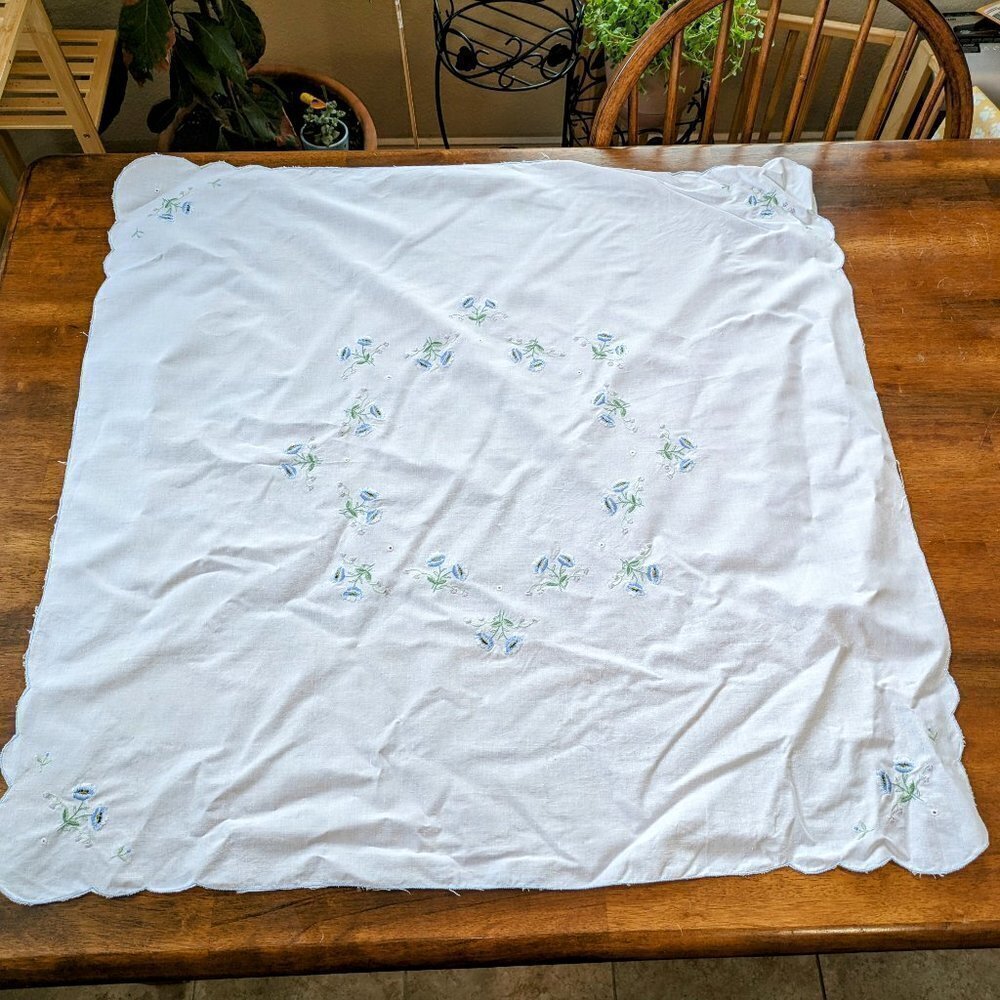 White & Blue Floral 32" Square Embroidered Tablecloth